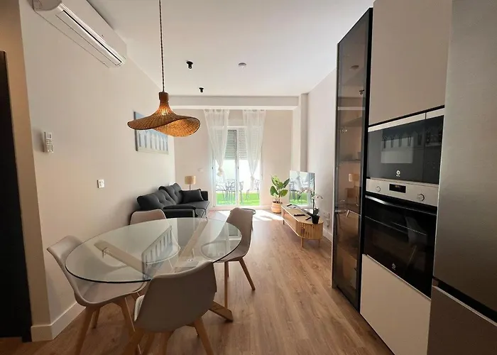 Artes 323 Apartman *